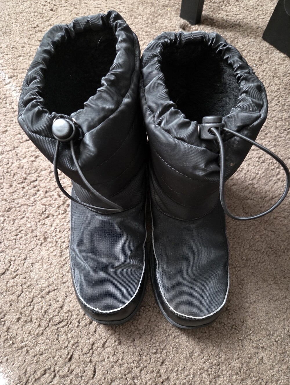 Black Winter Snow Boots with Drawstring Top SZ 6